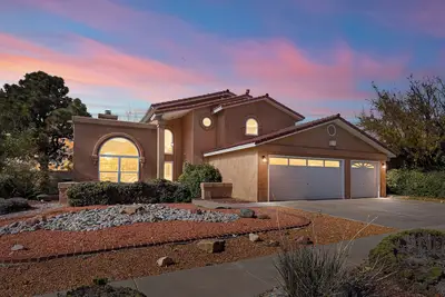 Image de Sandia Escape - Modern Luxury Family Retreat 4bedroom in Abq