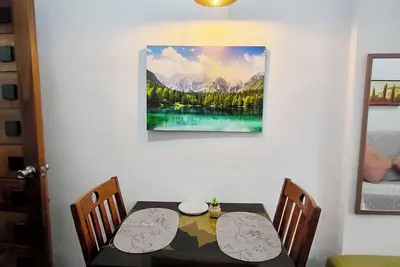 Image de Cozy 1-bedroom apartment in fantastic San Pablo City with Ac