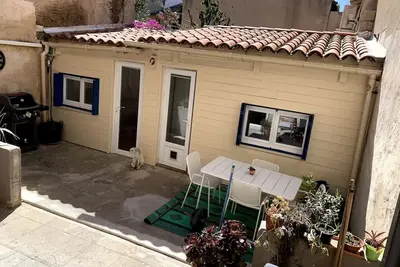 Image de 7 min to La Plaine – private apartment with private patio