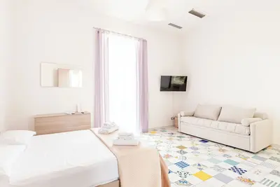 Appartement Donn' Anna Int 14