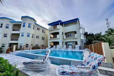 Image de Modern Oceanfront|Swim&Snorkel in Caribbean Beauty