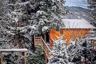 Image de Kedra Village Treehouse - Peaceful Forest Views