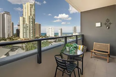 Image de Surfside Vista Modern Beachside Escape with Pool