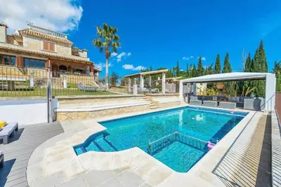 Image de Villa Alejandra - Trois Chambres Villa, Couchages 6