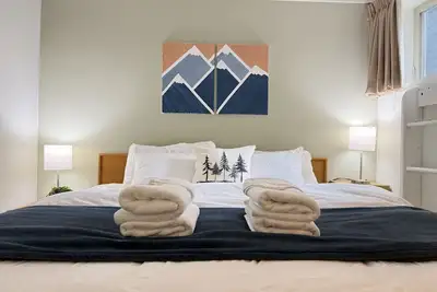 Image de Little Bear Landing- Pool, Bike to resort!