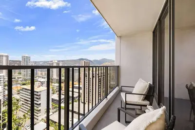 Image de 20th Fl Waikiki Banyan | King | Ac | Parking