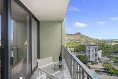 Image de 20th Fl Waikiki Sunset | King | Ac | Parking | Pool