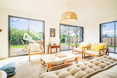 Image de Belle maison moderne proche plages & bourg