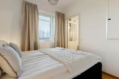 Image de Arctos City Suite, Private Sauna, Wifi & Parking