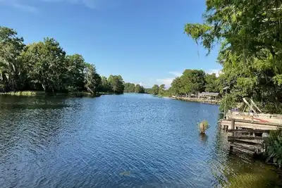 Image de Peaceful and centrally located. Private house.