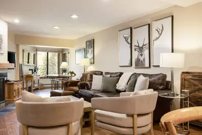 Image de Fallridge Condo - Summer Pool Near Vail Golf Club