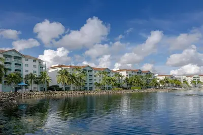 Image de 2br Lake View Villa Near Miami Beach – Marriott’s Villas at Doral