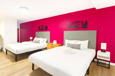 Image de Rocky Mtn Studio Near Canmore & Banff!