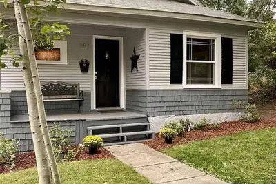 Image de Charming 2-bedroom bungalow in Spokane