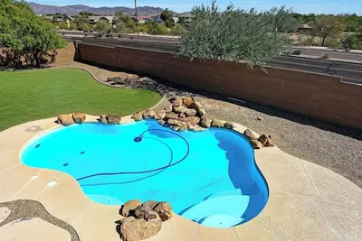 Image de Private Pool • Mountain Views • Pool Table