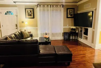 Image de Fire Pit • Bbq Grill • Pet Friendly • Hike and Relax