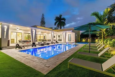 Image de Miami Ultra Villa w Pool Movie Theater Pickle Ball