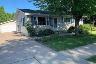 Image de 3 Bed and 1 Bath Home in Safe neighborhoo.