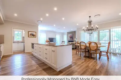 Image de Lakeside on Southlakes - Family Entertainer