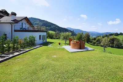 Image de Maison de vacances à Pranòtz avec 8 chambres à coucher, 16 couchages
