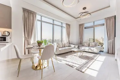 Image de Full Burj Khalifa and Dubai Canal views, Minutes from Downtown