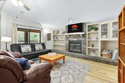Image de Serene Wimberley Escape with River Access, Kayaks & Fire Pit