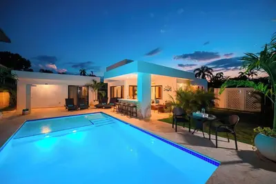 Image de Palm Escape Villa, Pool, Ac, Bbq, Fountain