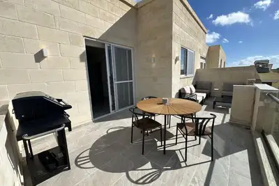 Image de Panoramic Penthouse Stay • Front & Back Terraces