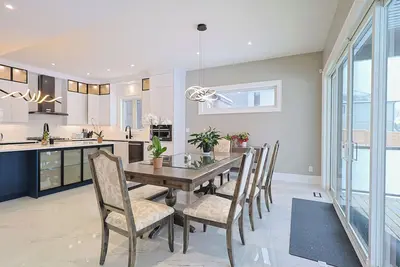 Image de Modern Masterpiece 6 Bedroom Villa in Niagara Falls