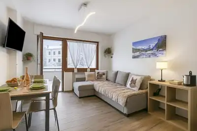 Image de Prestige Eleven In The Center Of Town, Sestriere, Italy