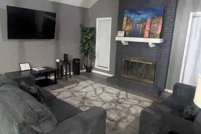 Image de Spacious 4-bedroom estate in beautiful Albany with Ac