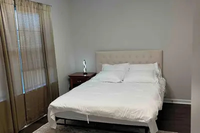 Image de Spacious 4-bedroom house in Charlotte close to University and Pnc Pavilion