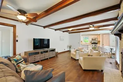 Image de Midtown 3br With Fenced Yard