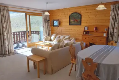 Image de LePetitPleney; appt douillet niché  au pied des pistes