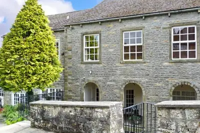 Image de 14 Riverside Walk, family friendly, luxury holiday cottage in Airton