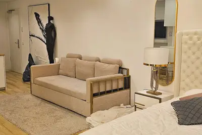 Image de New basement pool, gym, sauna bookable separately