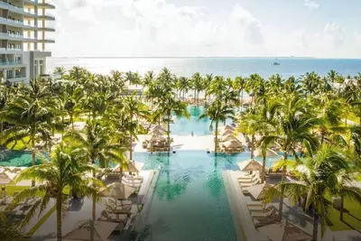 Image de Cancun Luxury Beachfront Resort Dec 20-Jan3 All Inclusive for 4