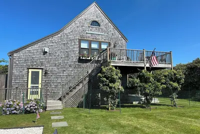 Sweeping unobstructed views, family friendly, great value.