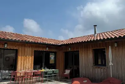 Image de Casa Landaise, jolie maison sous les pins à 5 minutes de l’océan