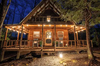 Image de Luxe A-Frame: 5 Mins to Cave Run Lake close to Rrg