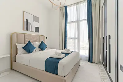 Image de Spacious 2br in Dubai Science Park with Private Pool