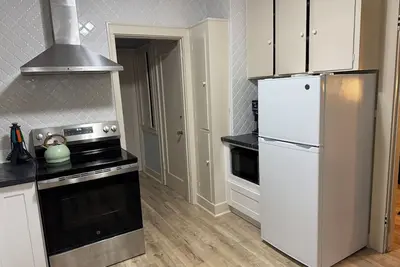 Image de Convenient location beautiful 2-bedroom house in North Seattle