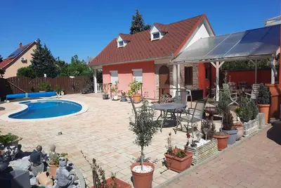 Image de Dog-friendly vacation apartment at Lake Balaton/Balatonboglar for 4 persons