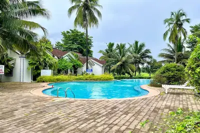 Image de Luxury Pool Side Studio With Private Balcony