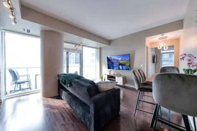 Image de RivetStays | The York Elite Suite – 2 Bedroom Condo