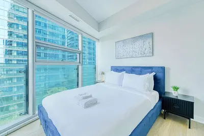 Image de RivetStays | The York Deluxe Suite – 2 Bedroom Condo