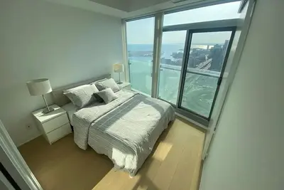 Image de RivetStays | The York Grand 2 Suite – 2 Bedroom Condo