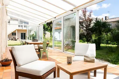 Image de Maison de vacances « La Maison De Famille » avec terrasse, jardin privés et Wi-Fi