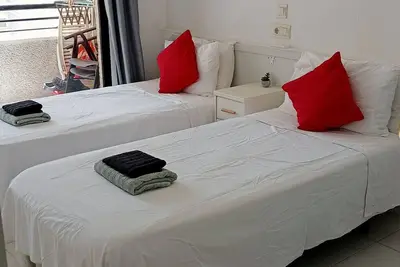 Image de Apartment with large terrace within walking distance to all amenities and beach.