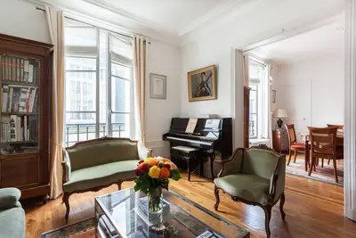 Image de Rue du Cherche-Midi V by onefinestay